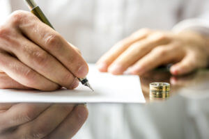 Buffalo Divorce Attorney Outlines Contested Divorce Versus Uncontested Divorce